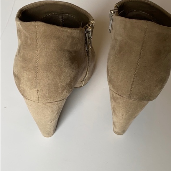 MOSSIMO Ankle Booties - Picture 6 of 6